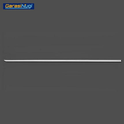 Chrome Stripe Mercy W212 Pre-FL Garnish Moulding E300