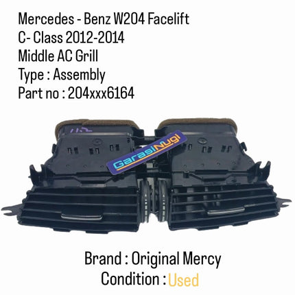 Mercedes W204 Facelift AC Depan Kisi Grill Assembly C200 2011-2014