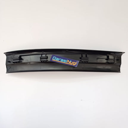 Inner Door Sill Plate For BMW F48 Outer Cover Pintu Dalam Luar X1 X2