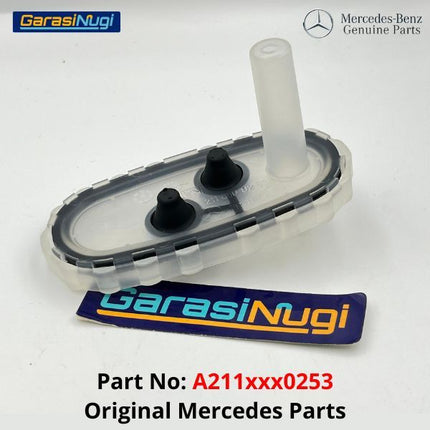 Reservoir Cap Mercy W211 Tutup Tanki Washer With Valve E240