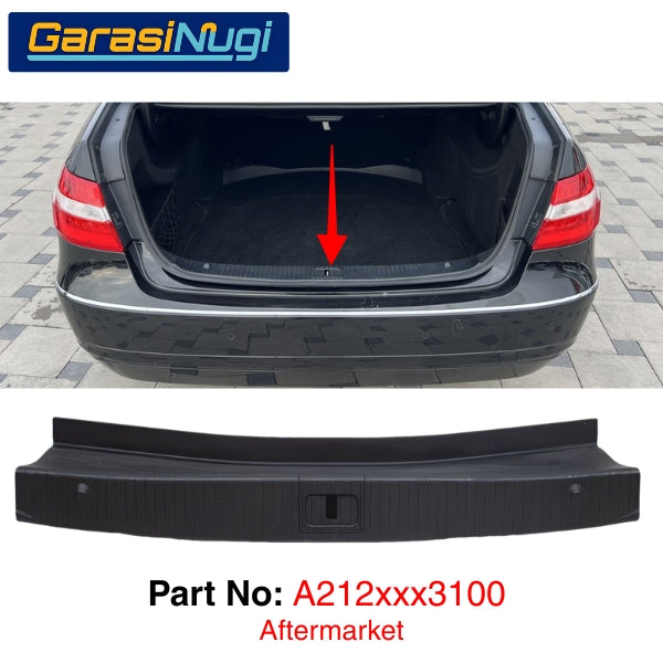 Mercedes W212 Cover Trim Pengunci Pintu Bagasi Trunk Latch Look Sill Trim E350 E550