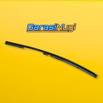 Engine Hood Mercy W204 Seal Rubber Karet Kap Mesin Mercedes C200