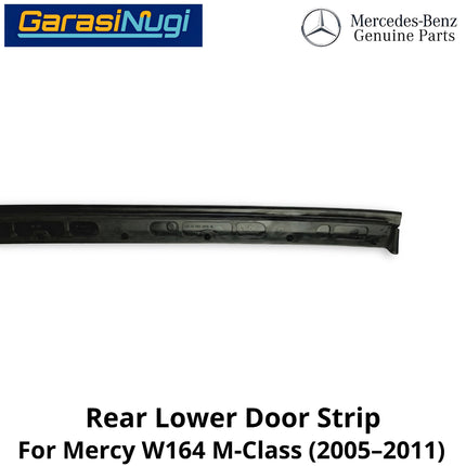 Lower Door Mercy W164  Strip Cover Penutup Pintu Bawah Belakang Mercedes ML350